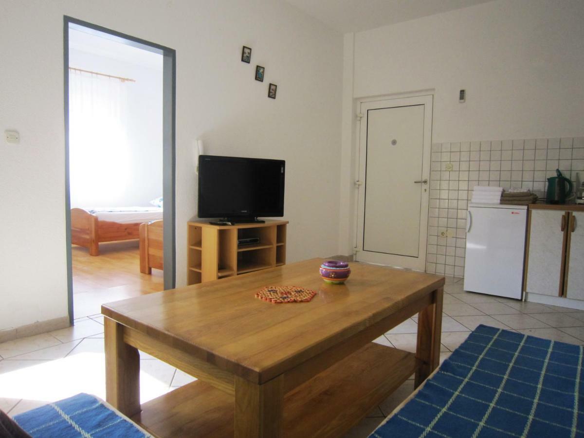 Apartments Milic Vodice Eksteriør billede
