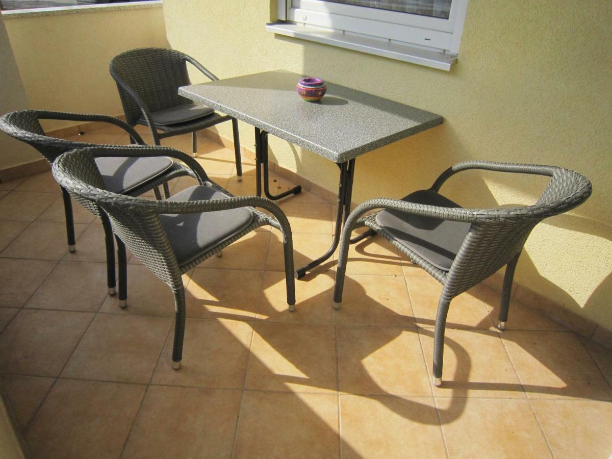 Apartments Milic Vodice Eksteriør billede