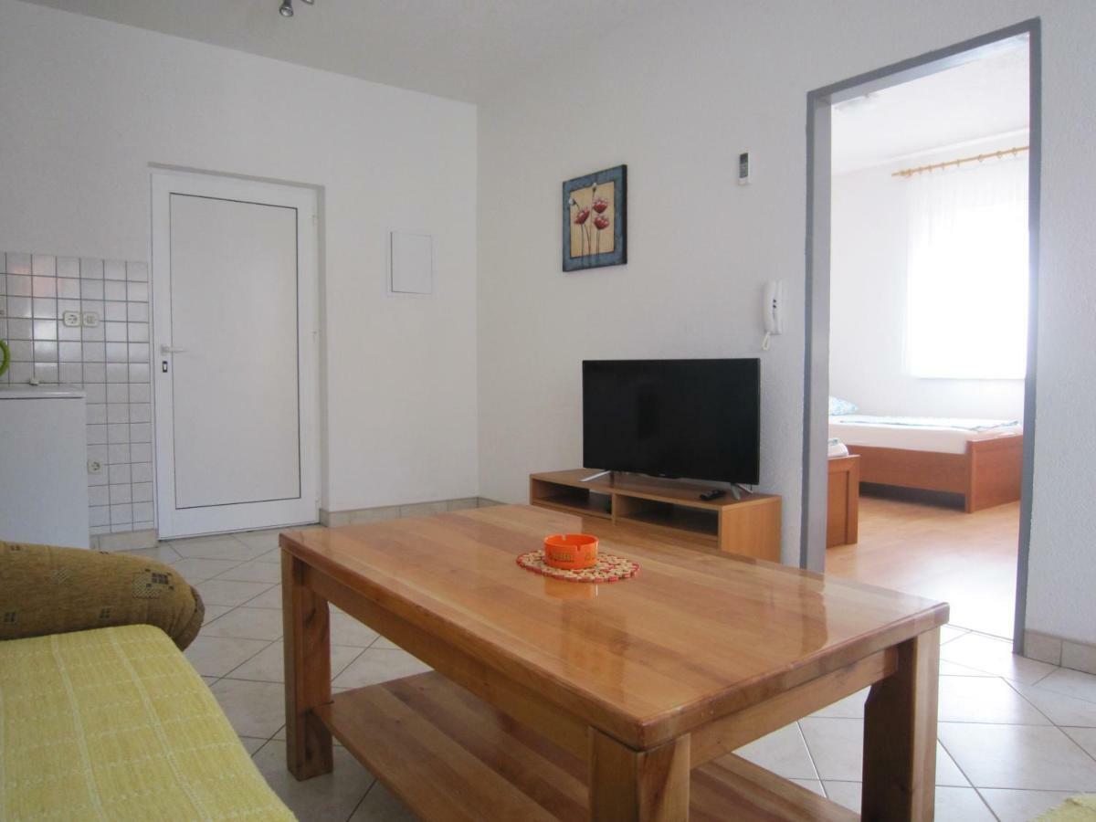 Apartments Milic Vodice Eksteriør billede